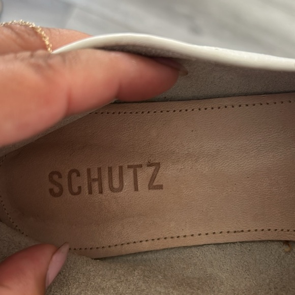 SCHUTZ Cream Loafers with Gold Accent - Picture 2 of 9